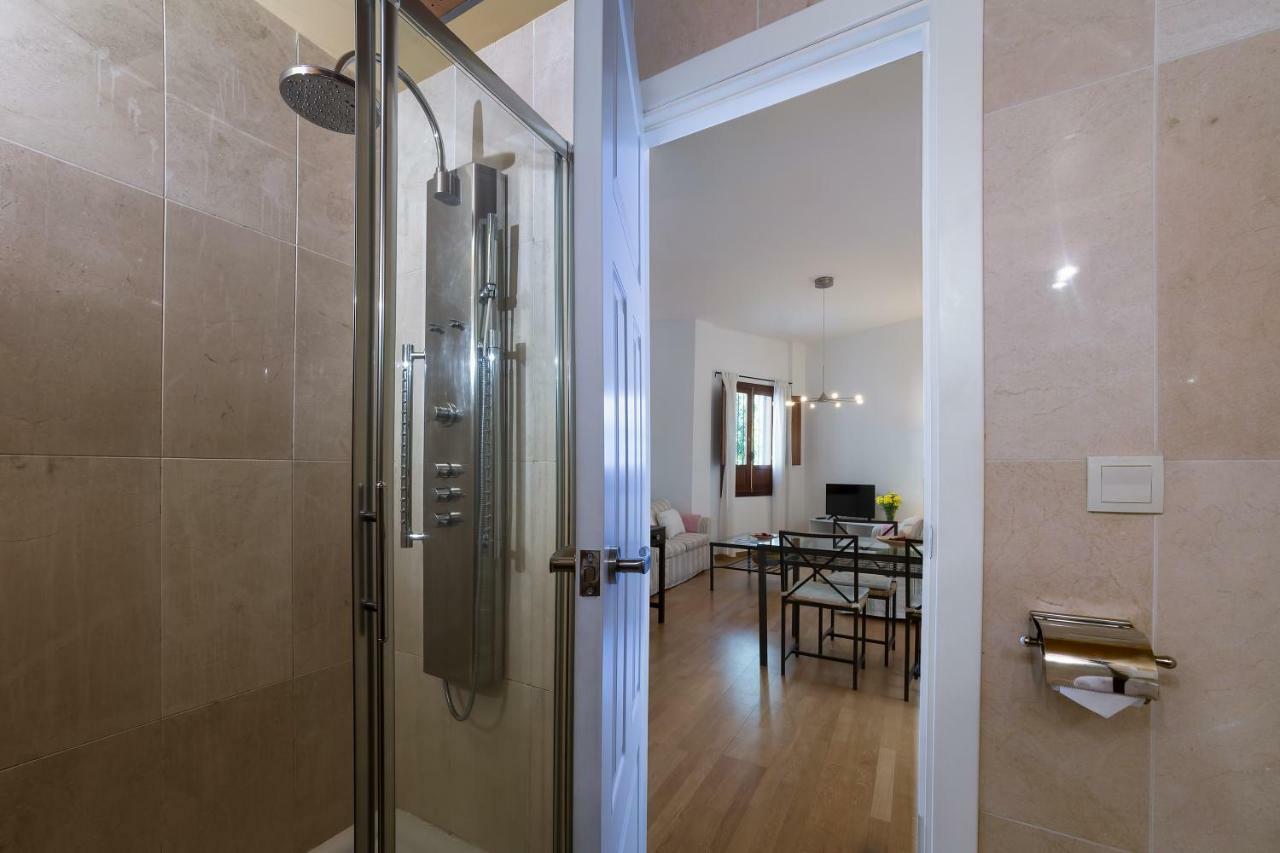 Descubrehome Postigo Inner Patio 세비야 외부 사진